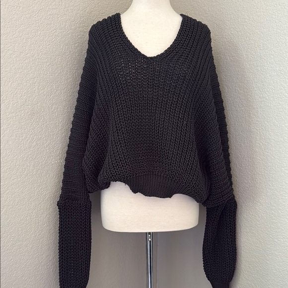 Vici Black V-Neck Chunky Knit Sweater - Picture 1 of 7